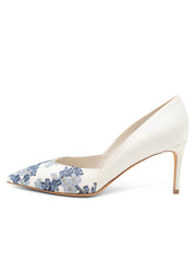 Seline Pointed Toe Pump