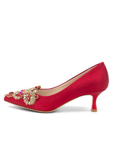 Sabrina Pointed Toe Kitten Heel